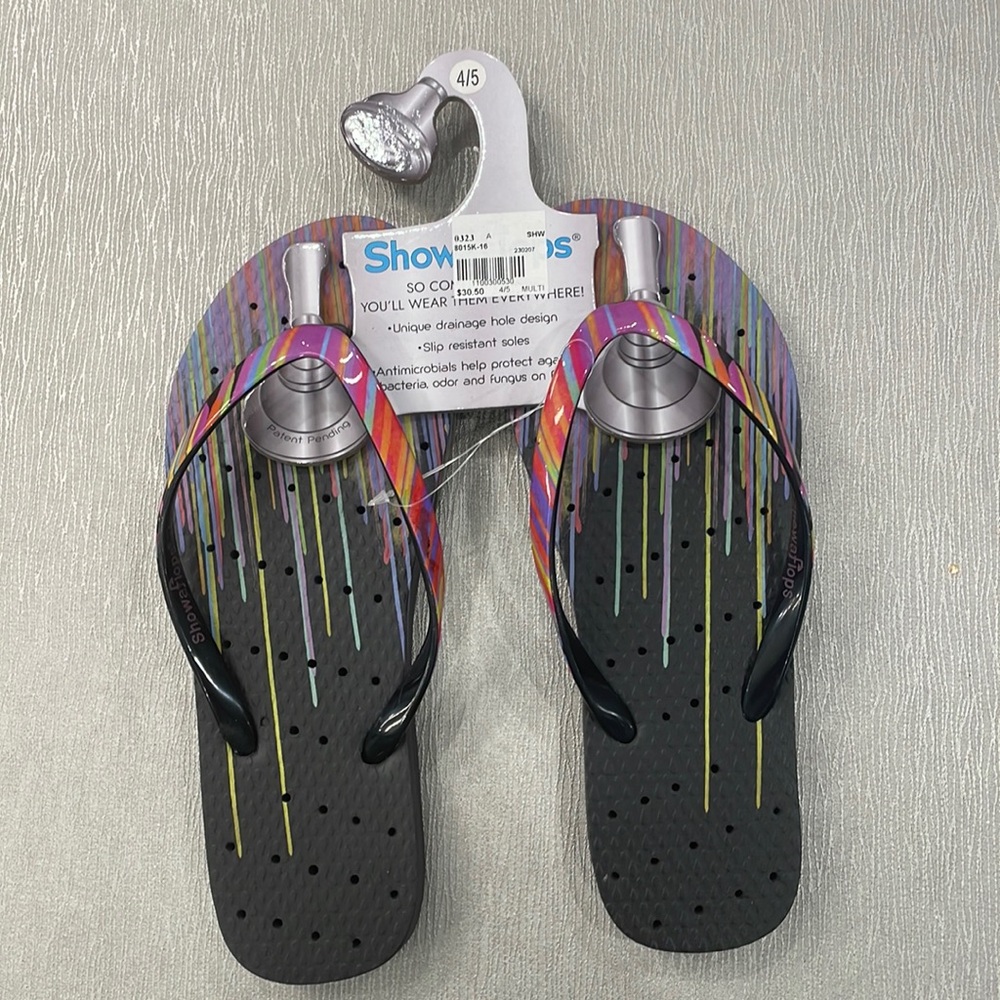 Showaflops paint splatter new with tags size 4/5